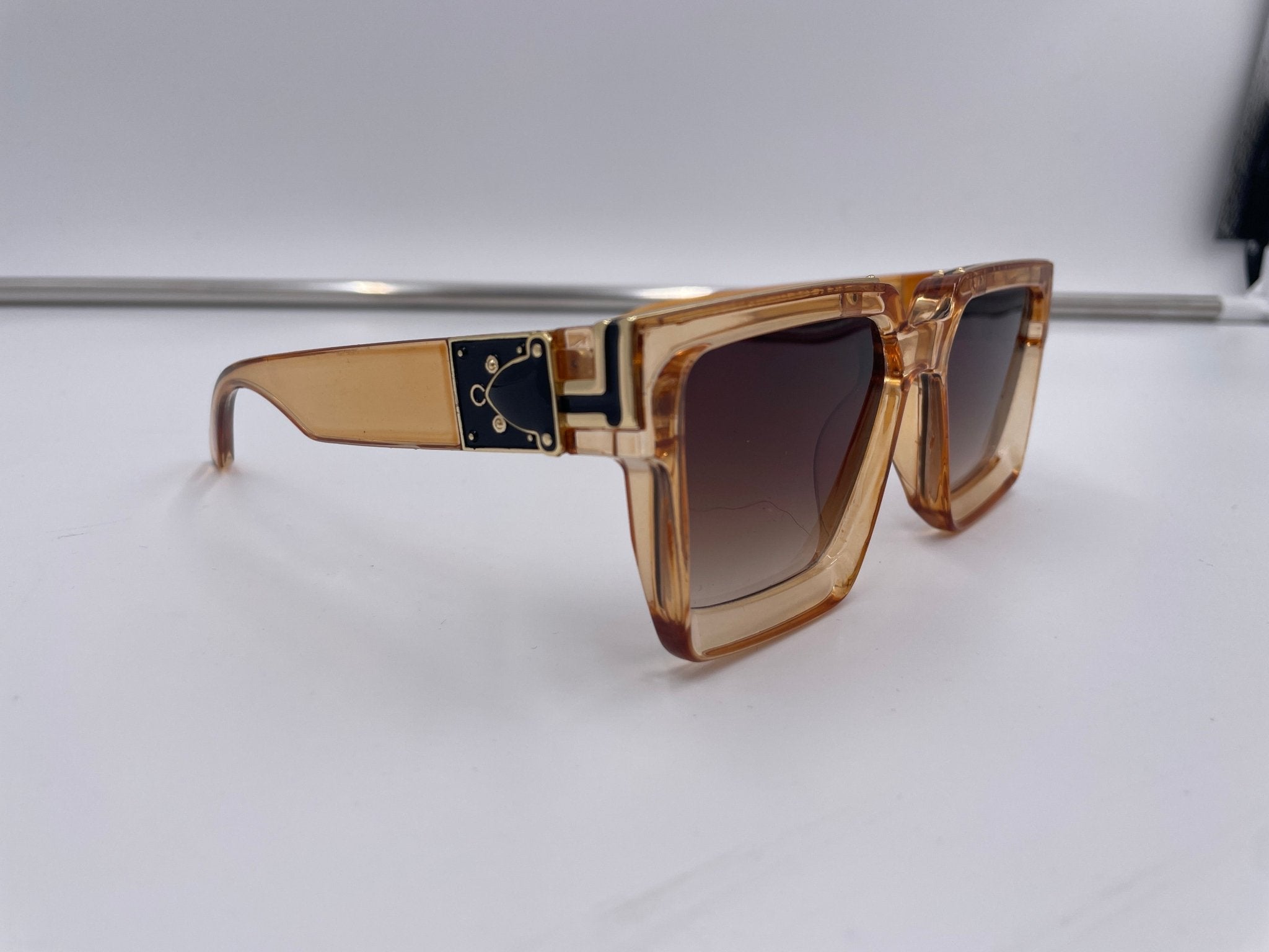 Retro Square Trillionaire Thick Frame Fashion Sunglasses - Stonk Shark Co.